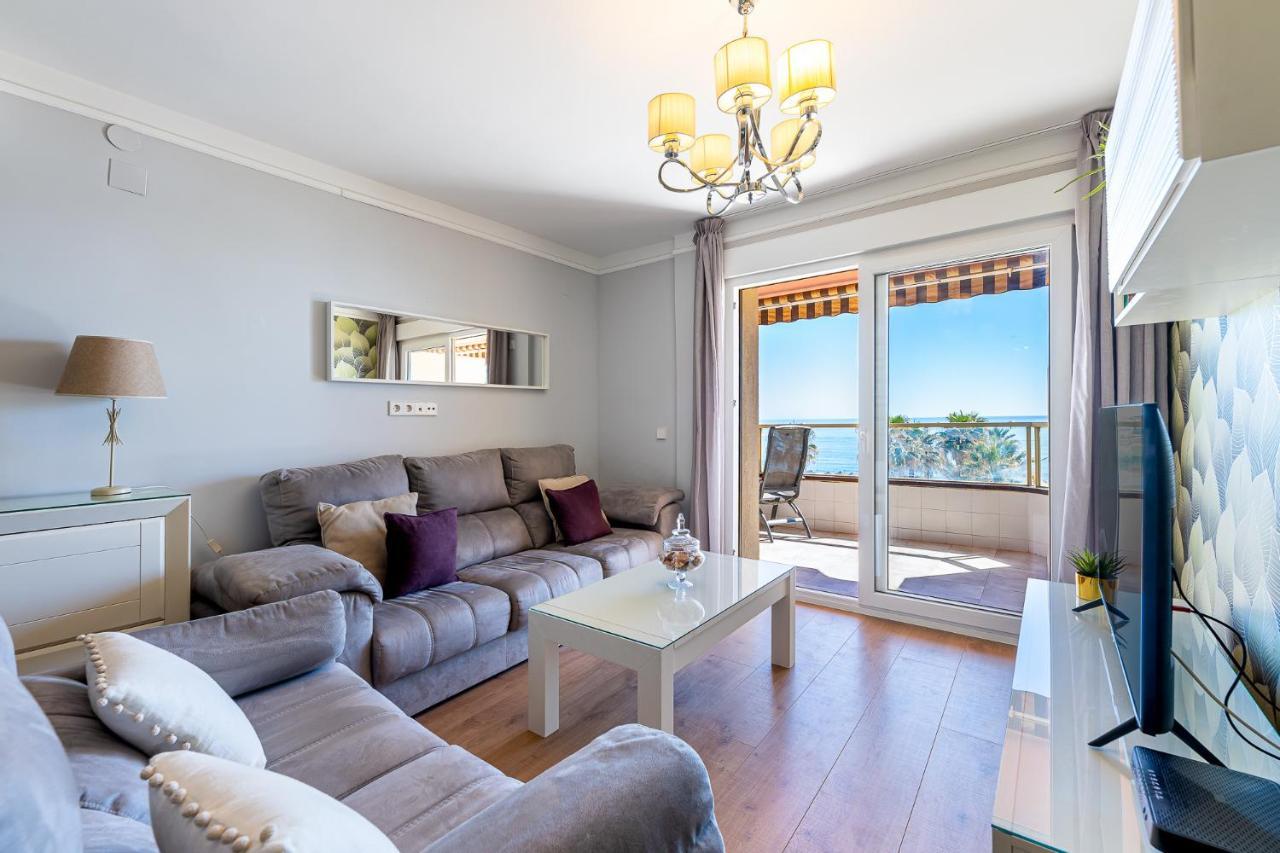 797 Holiday Rentals - Amplio Piso Con Terraza En Primera Linea De Playa Торемолинос Екстериор снимка